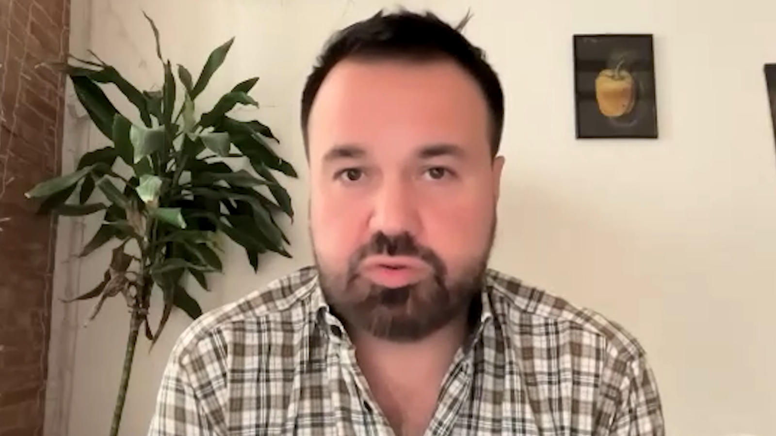 Антон Лірник виправдався за скандальне звернення до Путіна: "Це така форма ІПСО"